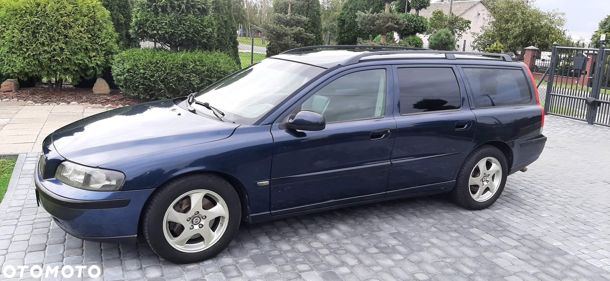 Volvo V70 2.3 T-5 - 2