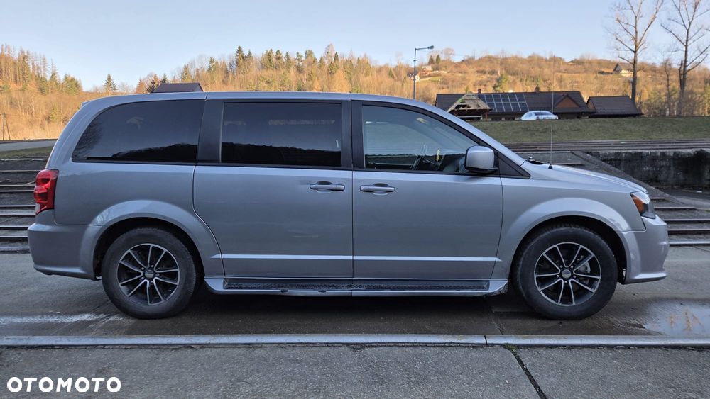 Dodge Grand Caravan 3.6 Express - 4