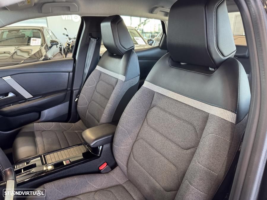 Citroën C4 X 1.2 PureTech Max EAT8 - 14