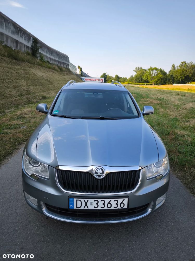Skoda Superb 2.0 TDI Comfort DSG - 3