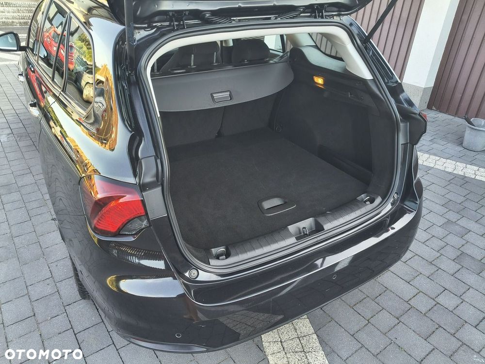 Fiat Tipo 1.4 T-Jet 16v Lounge EU6d - 33