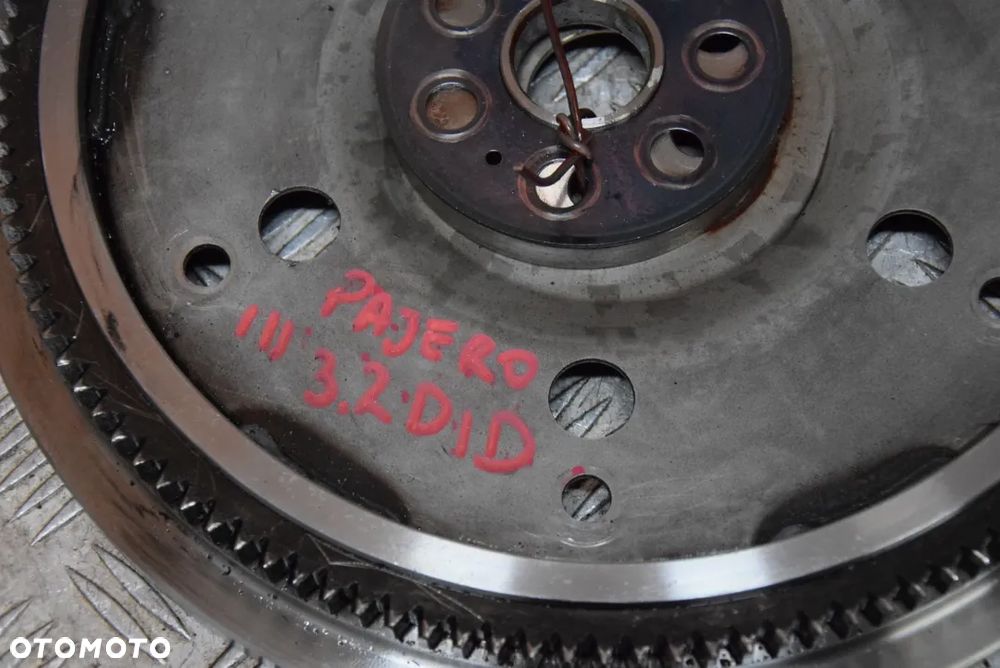 MITSUBISHI PAJERO III 3.2 DID KOŁO ZAMACHOWE - 3