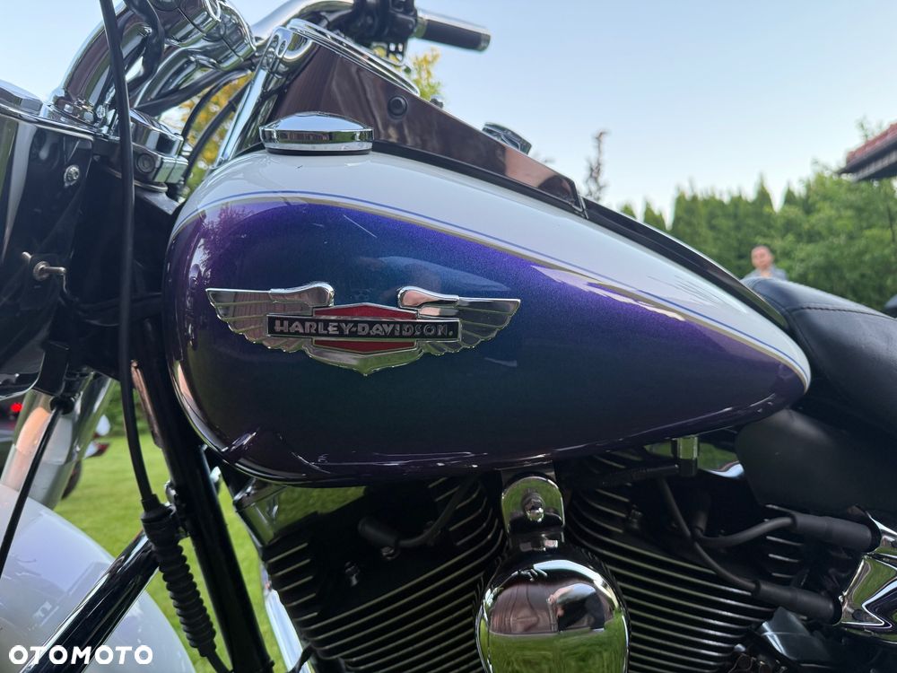 Harley-Davidson Softail Deluxe - 11