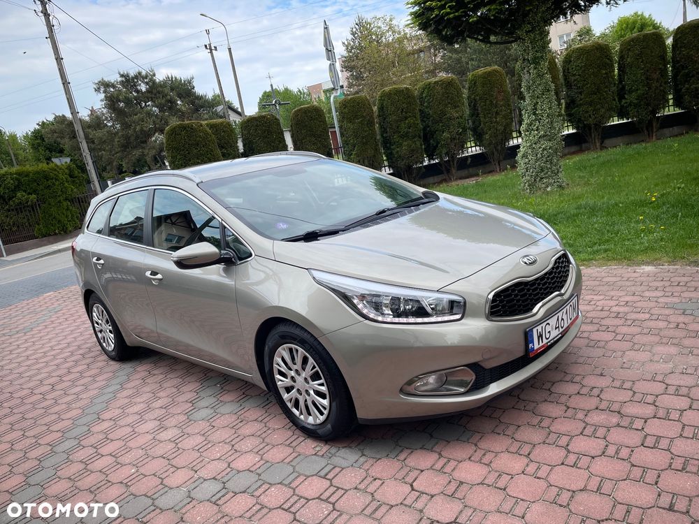 Kia Ceed - 1