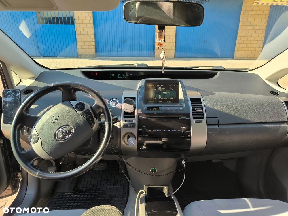 Toyota Prius 1.5 VVT-i Sol (nav) - 16