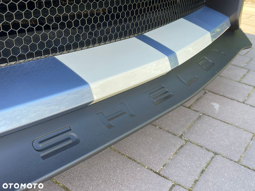 Ford Mustang - 25
