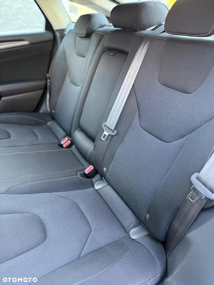 Ford Mondeo - 9