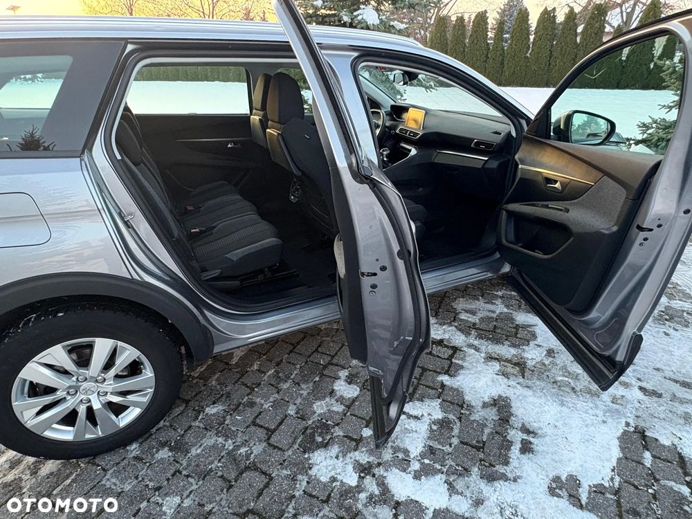 Peugeot 5008 1.6 BlueHDi Allure 7os - 15
