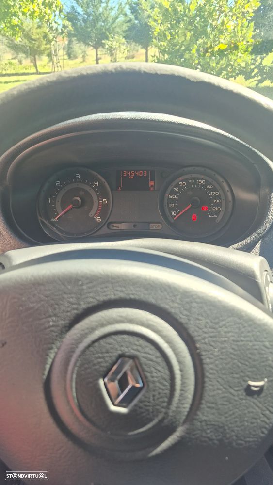 Renault Clio 1.5 dCi Dynamique S - 9