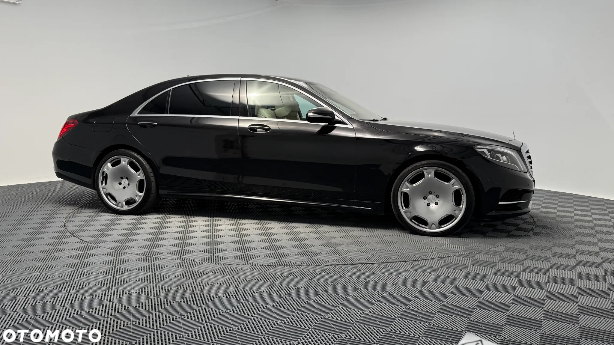 Mercedes-Benz Klasa S 350 d 4-Matic L 9G-TRONIC - 14