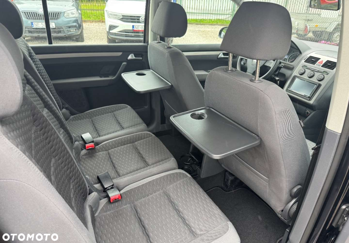 Volkswagen Touran - 24