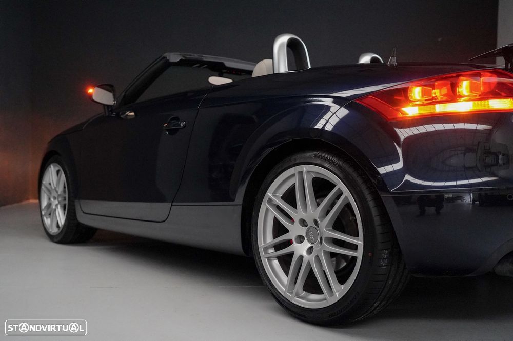 Audi TT Roadster 2.0 TFSi - 29