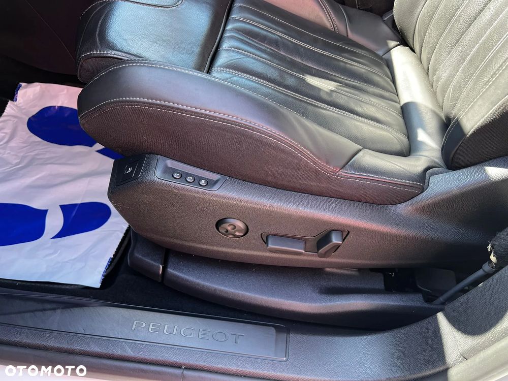 Peugeot 5008 2.0 HDi Business Line 7os - 28