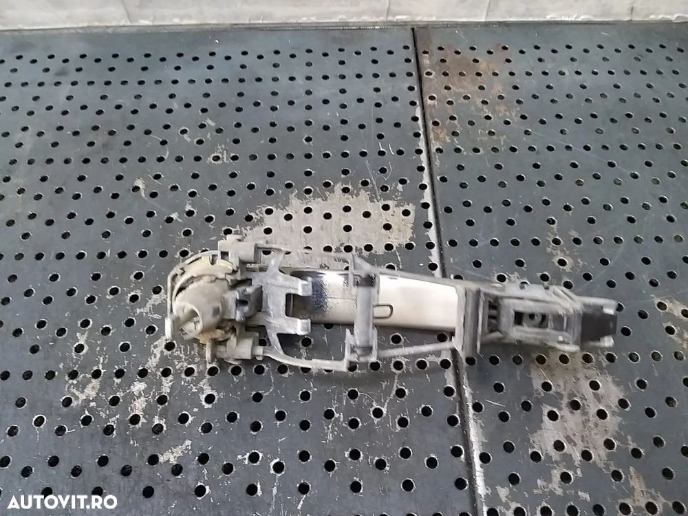 Maner usa stanga fata skoda octavia 1 1u - 2