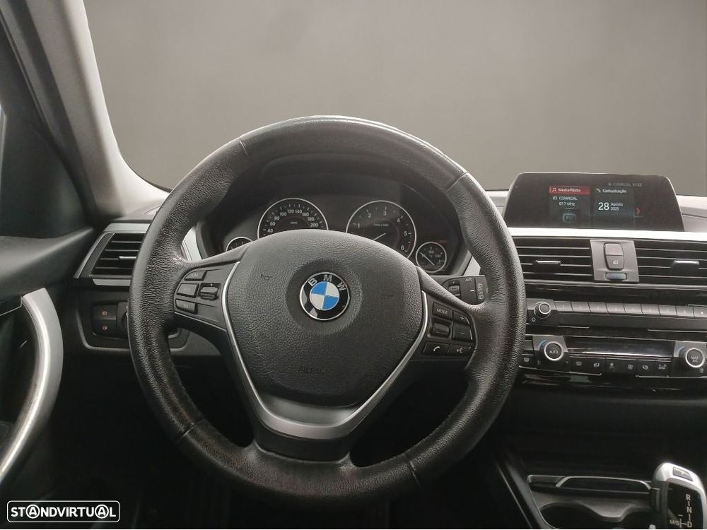 BMW 318 d Line Sport Auto - 10