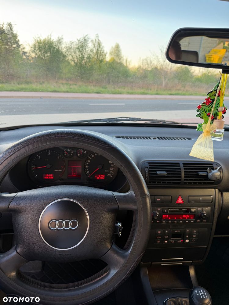Audi A3 3-drzwiowe 1.9 TDI Ambition - 16