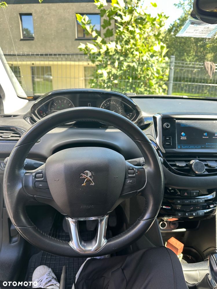 Peugeot 208 1.2 PureTech Active - 14