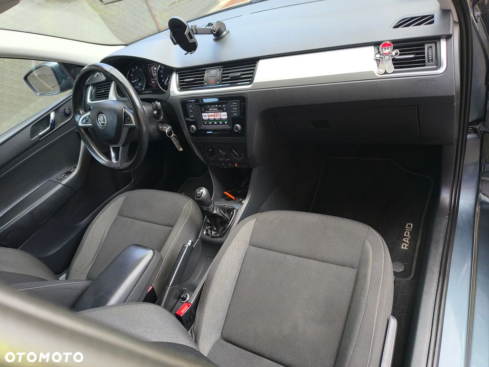 Skoda RAPID 1.2 TSI Ambition - 9