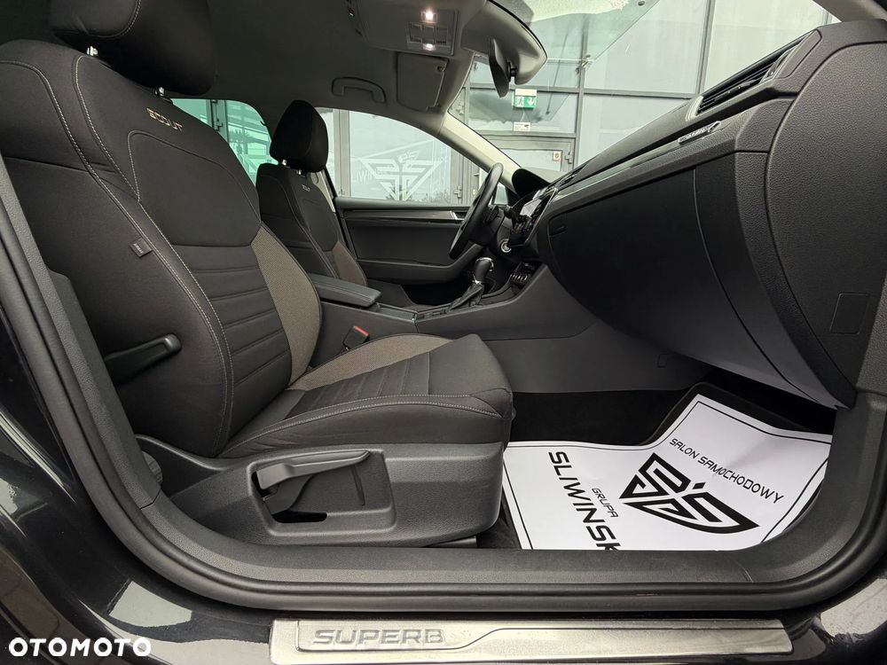 Skoda Superb 2.0 TDI 4x4 DSG Scout - 18