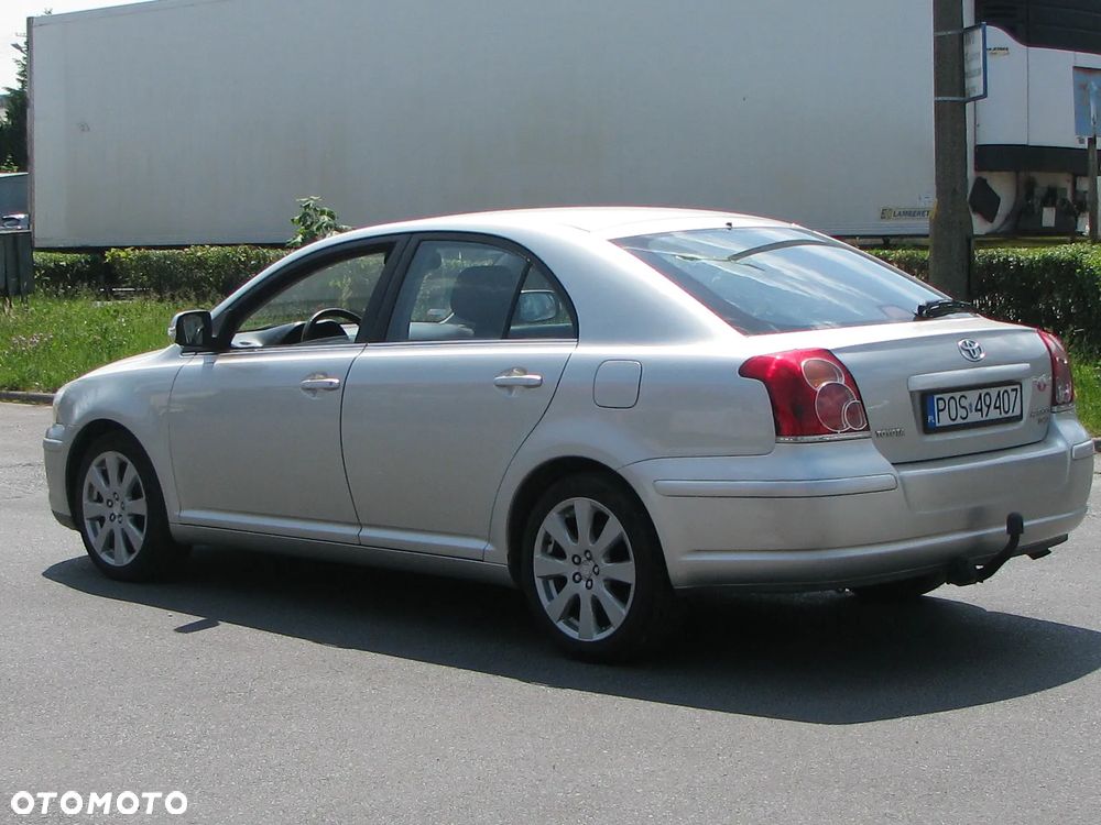 Toyota Avensis 2.0 D-4D Sol - 7