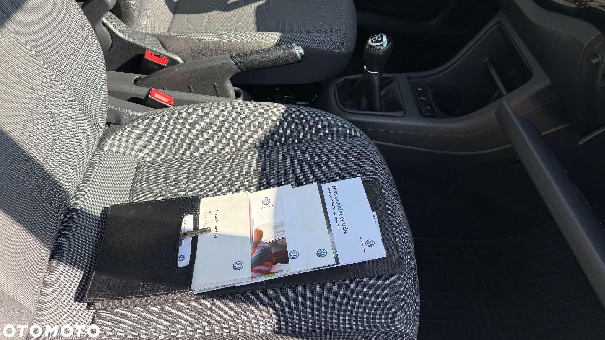 Volkswagen up! (BlueMotion Technology) high - 38