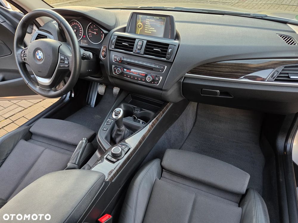 BMW Seria 2 220i Modern Line - 23