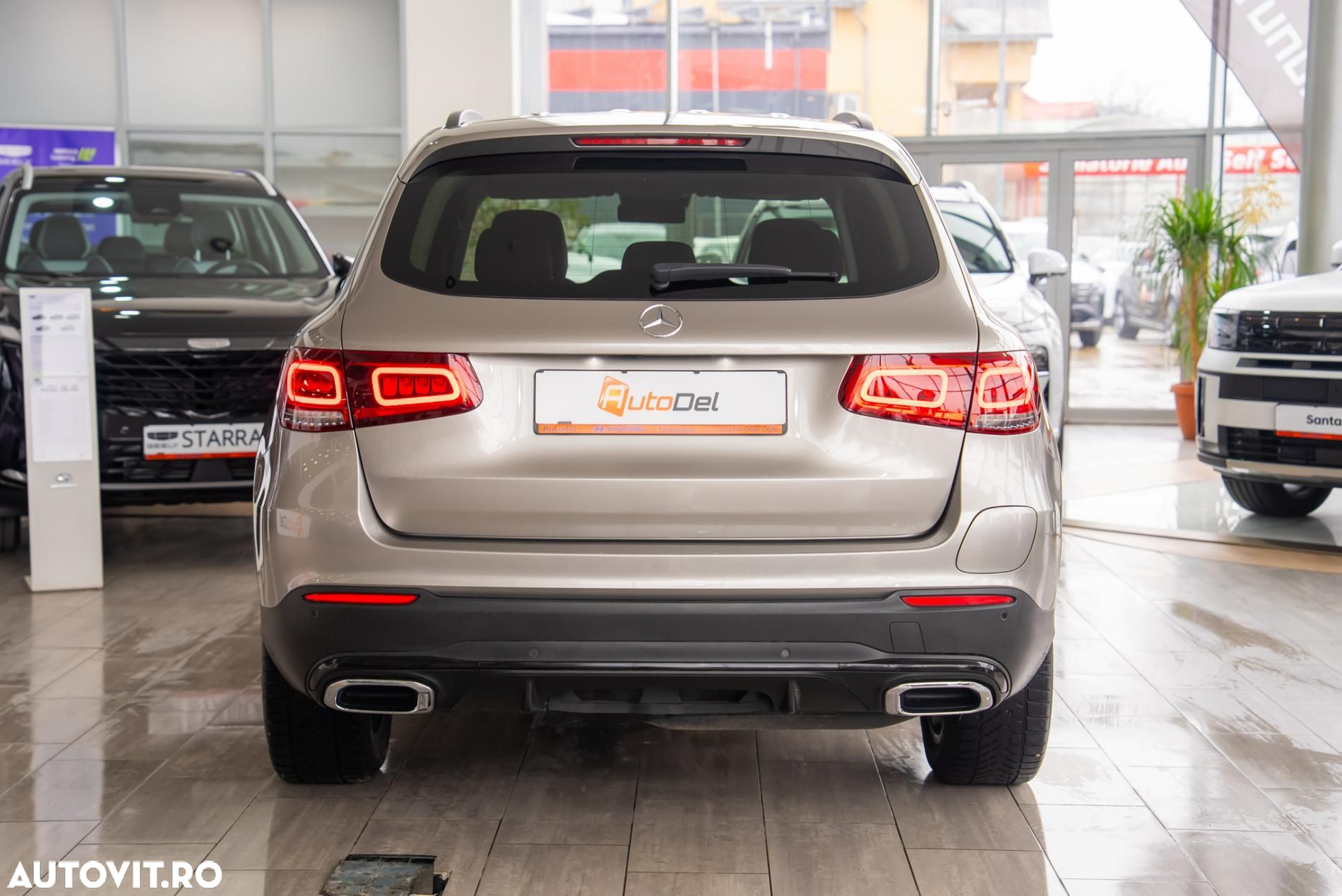 Mercedes-Benz GLC 300 de 4Matic 9G-TRONIC AMG Line Plus - 12