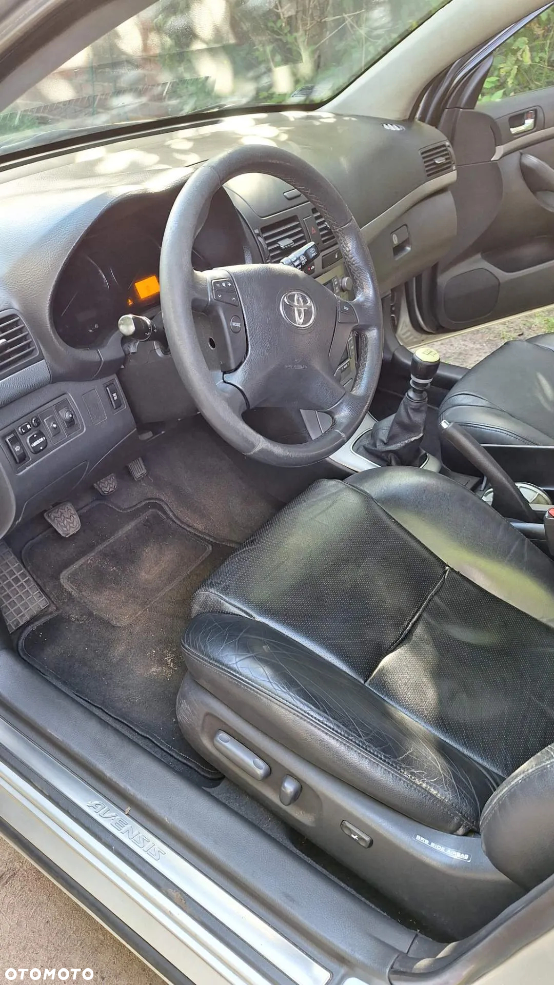 Toyota Avensis 2.0 D-4D Sol - 6