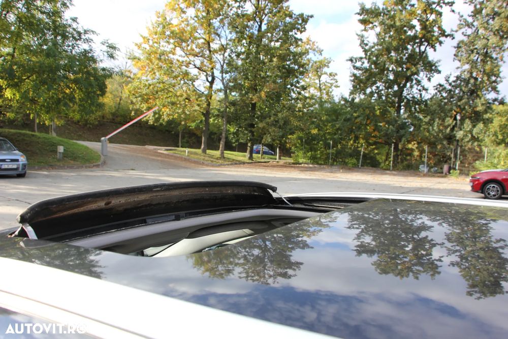 Volvo V60 D6 Plug-In-Hybrid AWD Geartronic Summum - 13