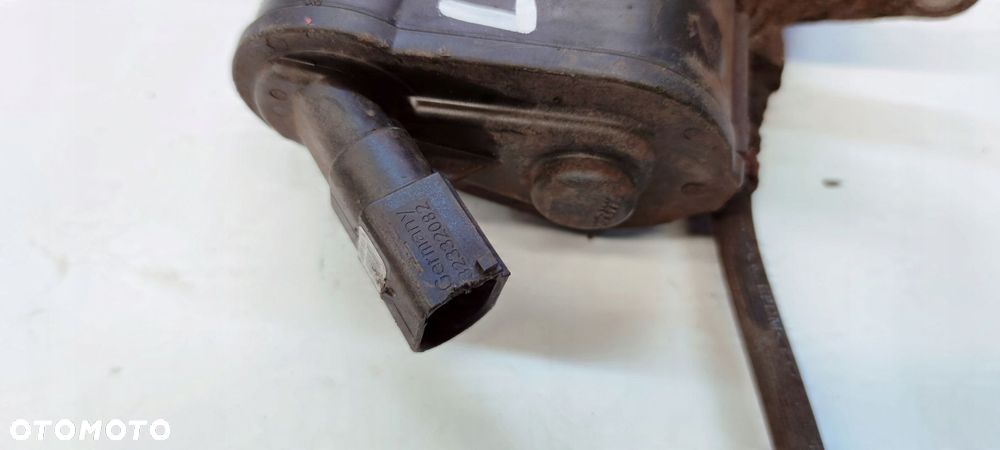 ZACISK HAMULCOWY LEWY TYŁ AUDI A6 C6 330MM ZĄBEK - 3