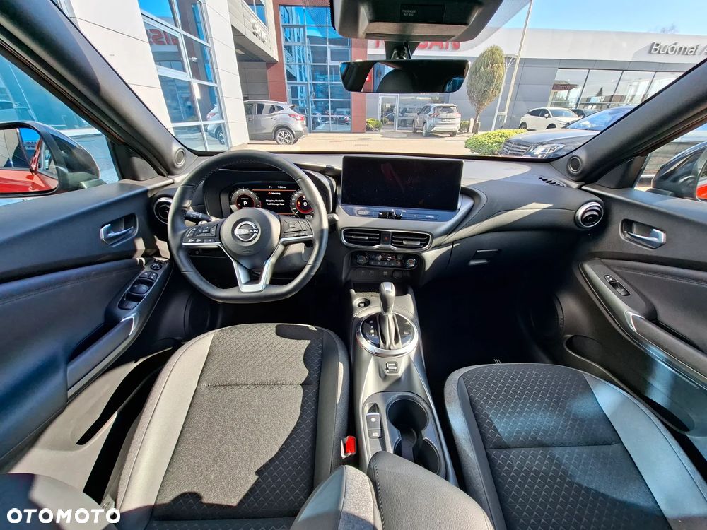 Nissan Juke 1.0 DIG-T N-Connecta DCT - 12