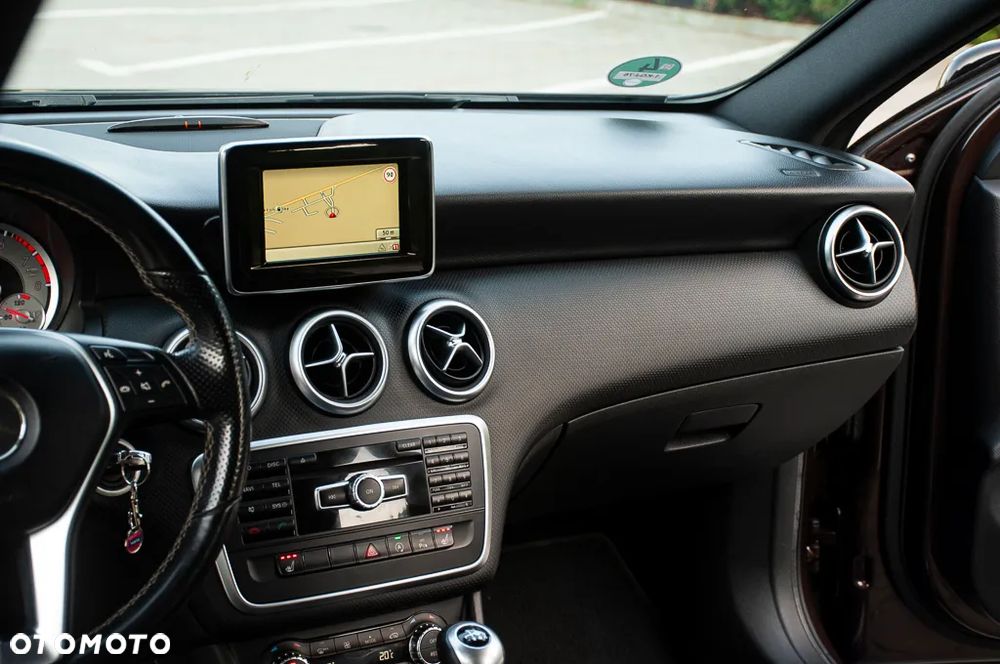 Mercedes-Benz Klasa A 180 Peak Edition - 35