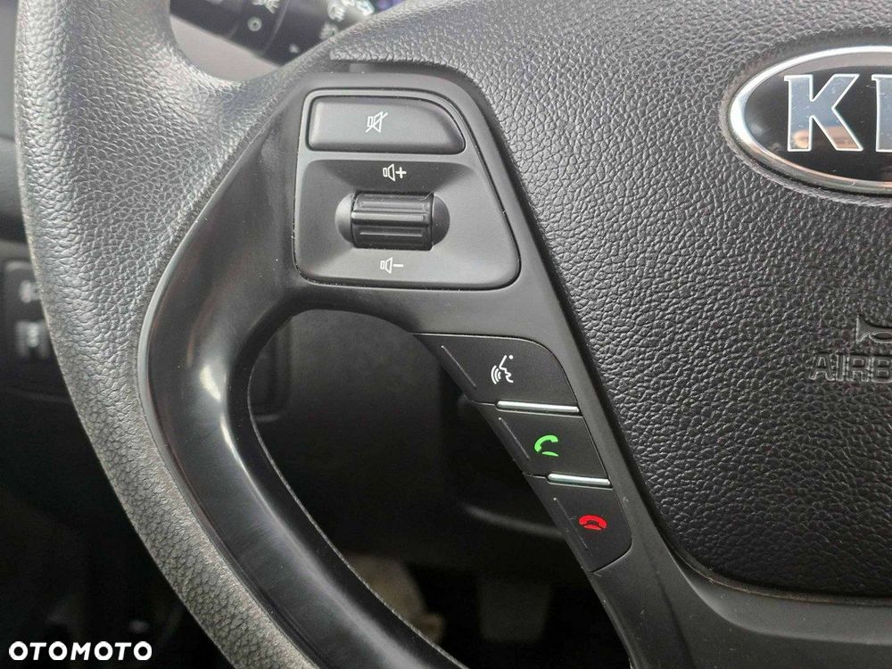 Kia Ceed - 7