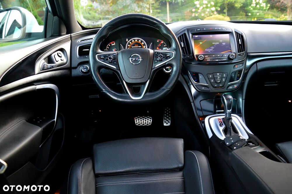 Opel Insignia - 21