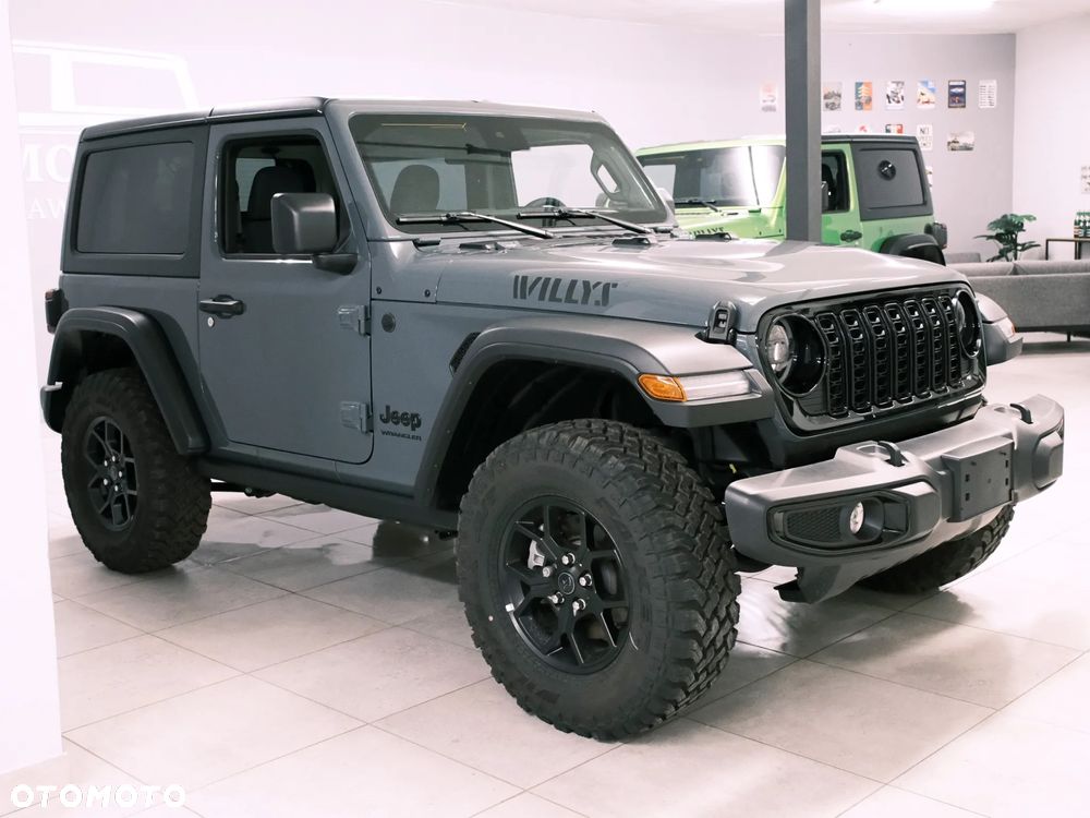 Jeep Wrangler - 2