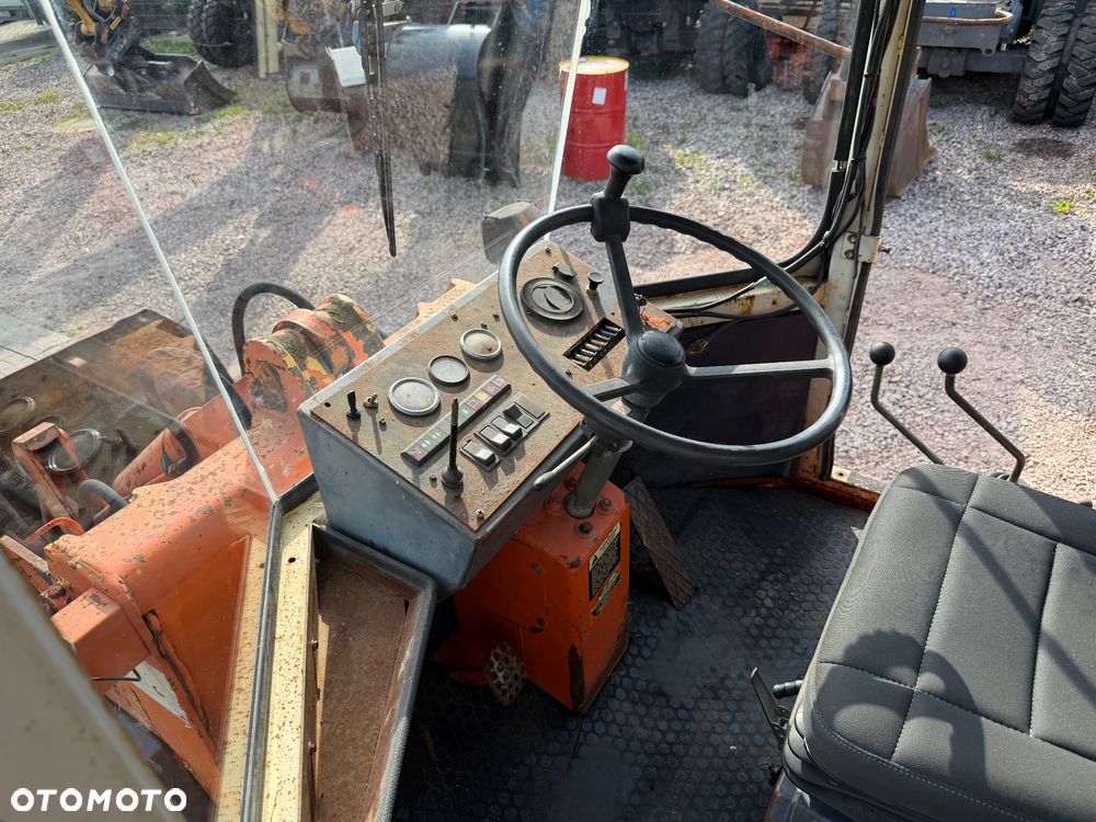 Schaeff 900 902 - 18
