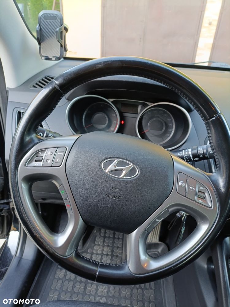 Hyundai ix35 1.6 2WD Fifa World Cup Edition - 16