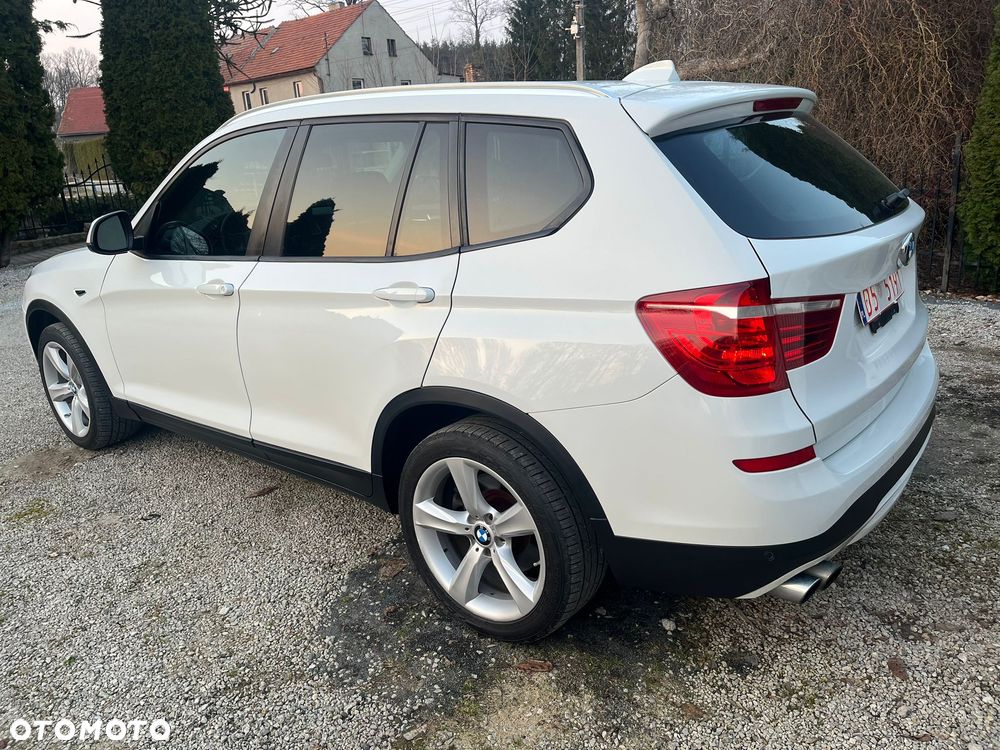 BMW X3 xDrive28i xLine - 4