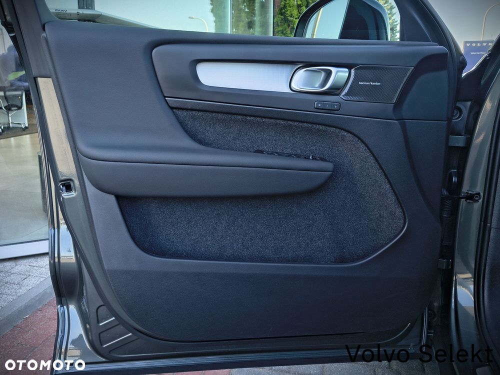Volvo XC 40 - 12