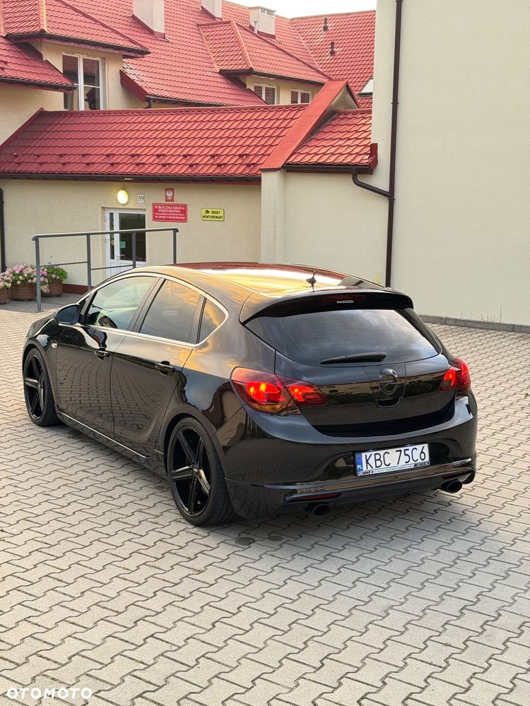 Opel Astra 1.6 T Sport - 8
