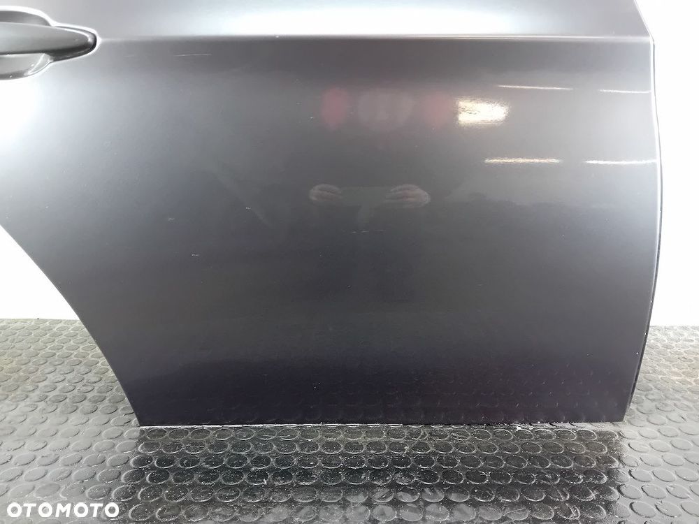 DRZWI TYŁ PRAWY  BMW 3 E90 A22 SEDAN - 4