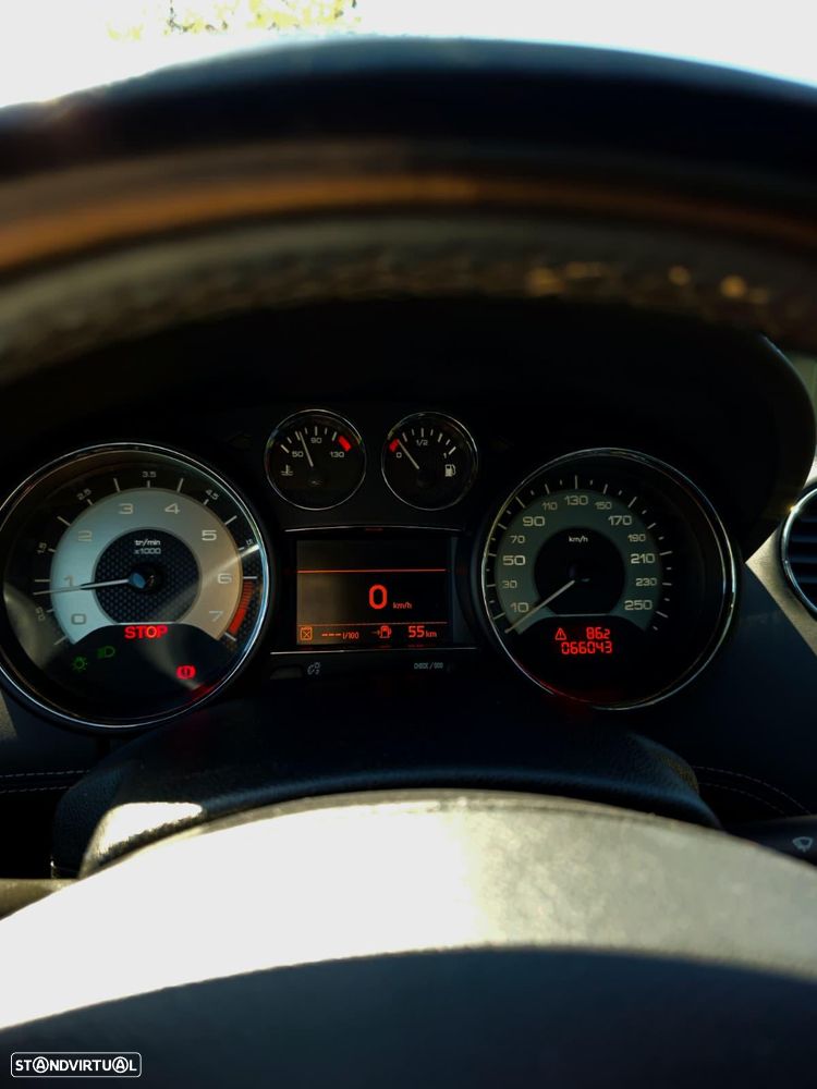 Peugeot RCZ 1.6 155 THP - 16