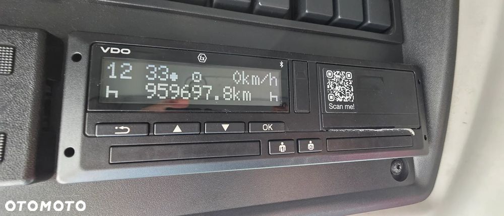 Renault Premium 460dxi - 9