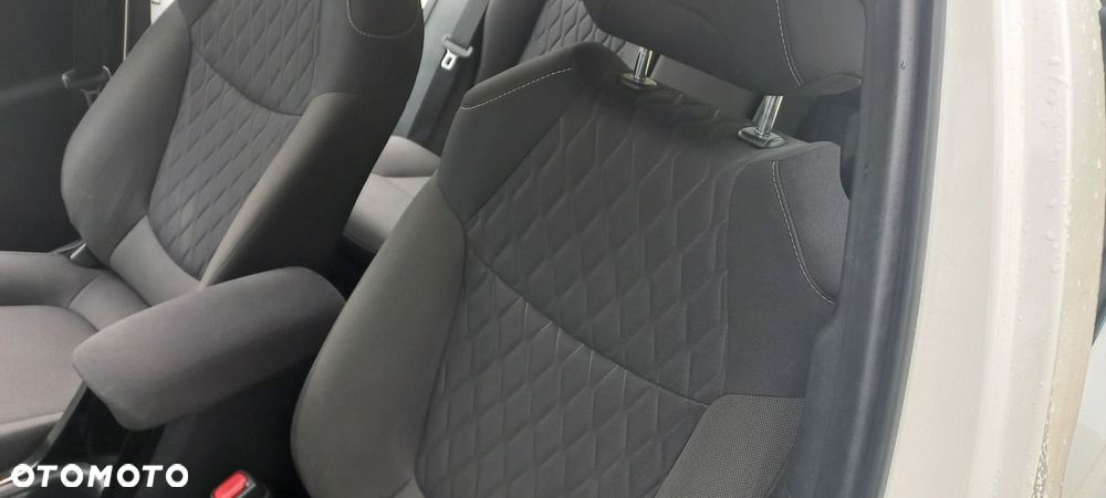 Toyota Corolla 1.8 Hybrid GPF Comfort - 39