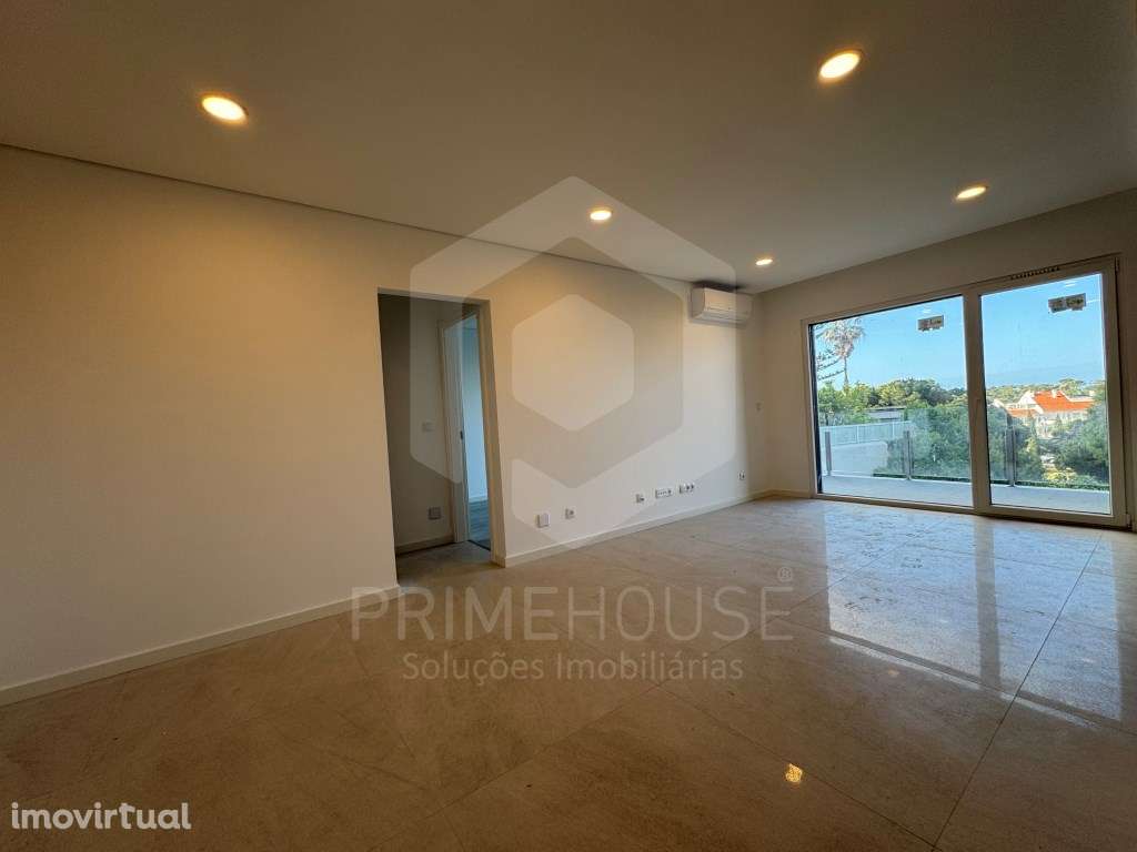 Apartamento T2 - com varanda e churrasqueira - Quinta de Santa Teresa - Grande imagem: 5/12