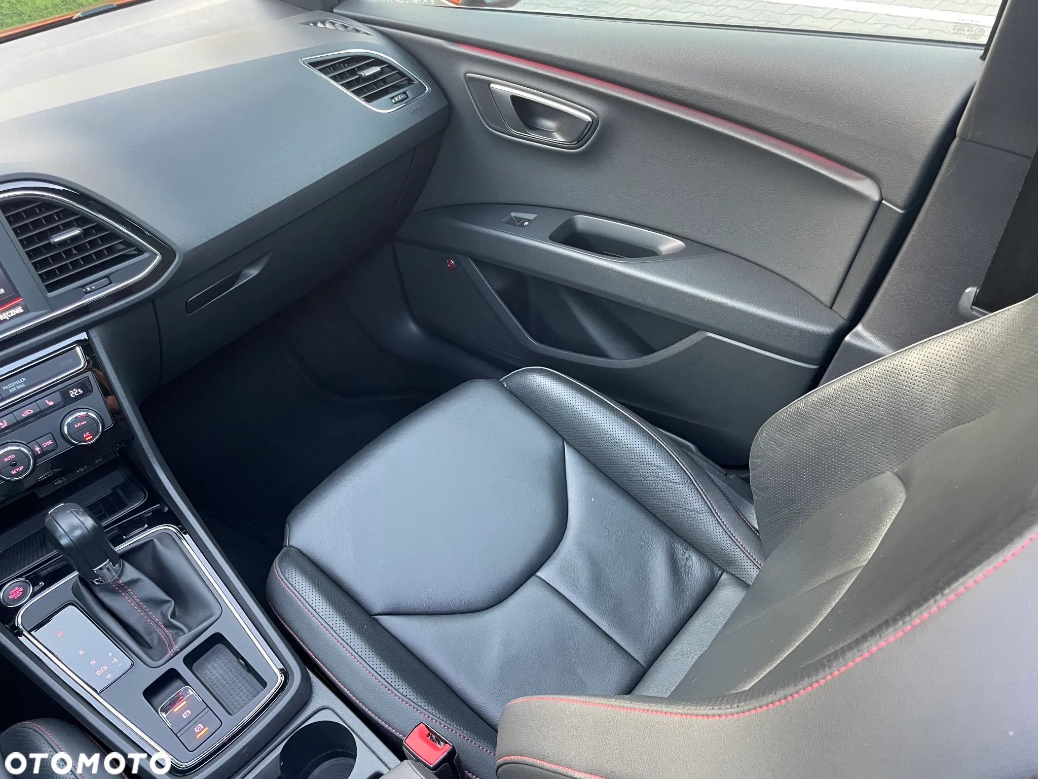 Seat Leon Sportstourer 2.0 TSI OPF DSG FR Plus - 21