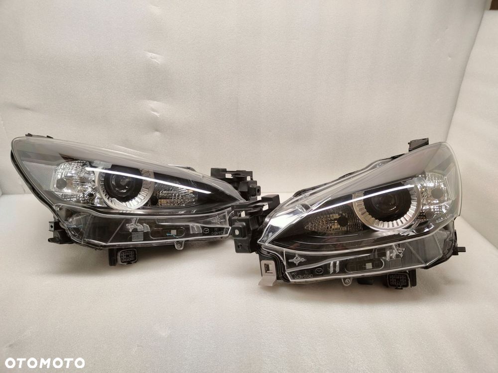 mazda 2 dj full led komplet lamp przód d43n51030, d43n51040 - 1