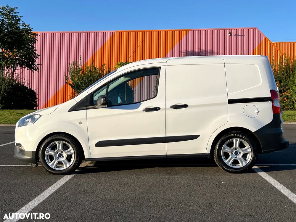Ford Courier - 7