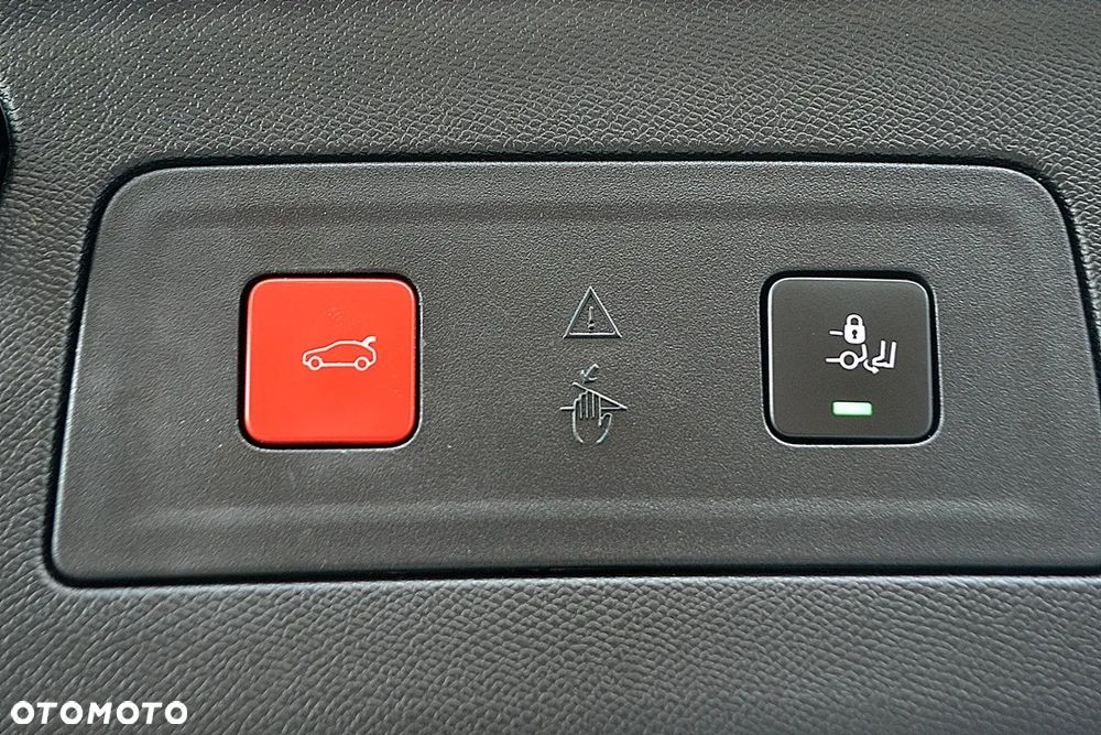 Peugeot 508 BlueHDi 130 EAT8 GT - 25