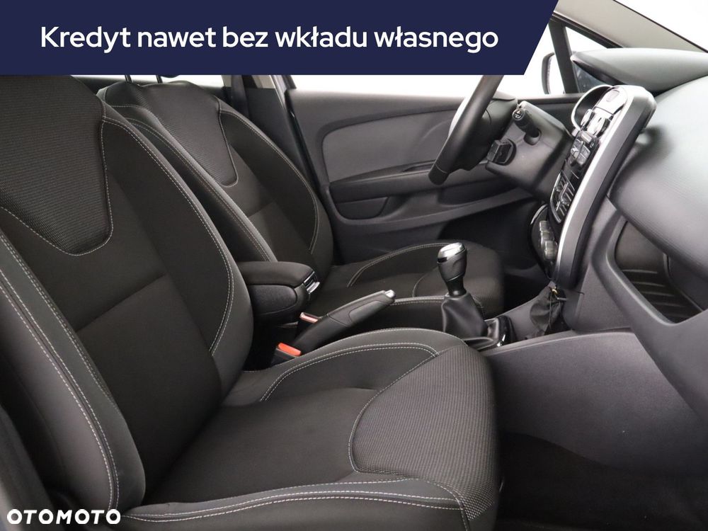 Renault Clio - 11